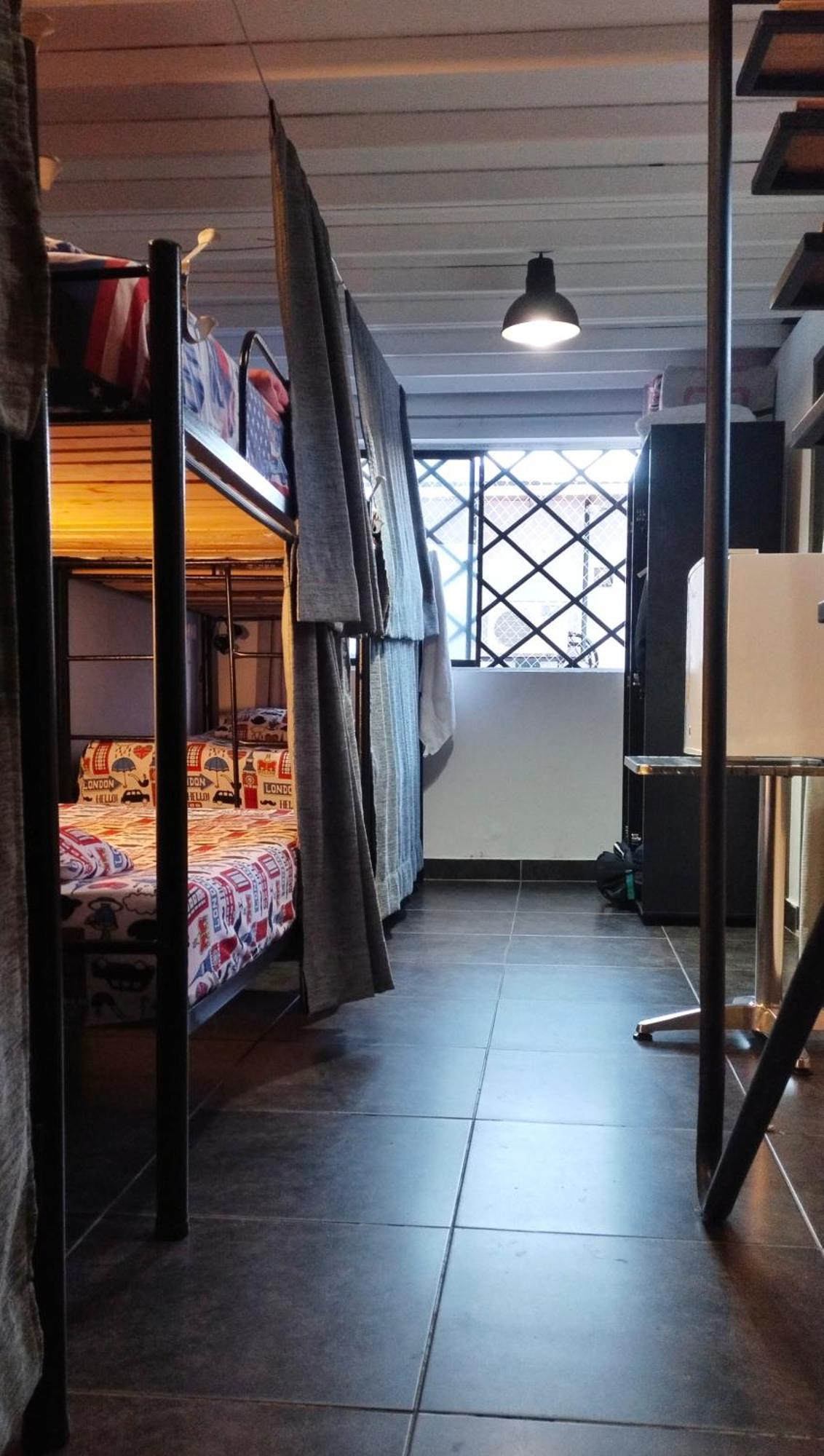 Hostel Metro Floresta Alojamiento Medellín Exterior foto